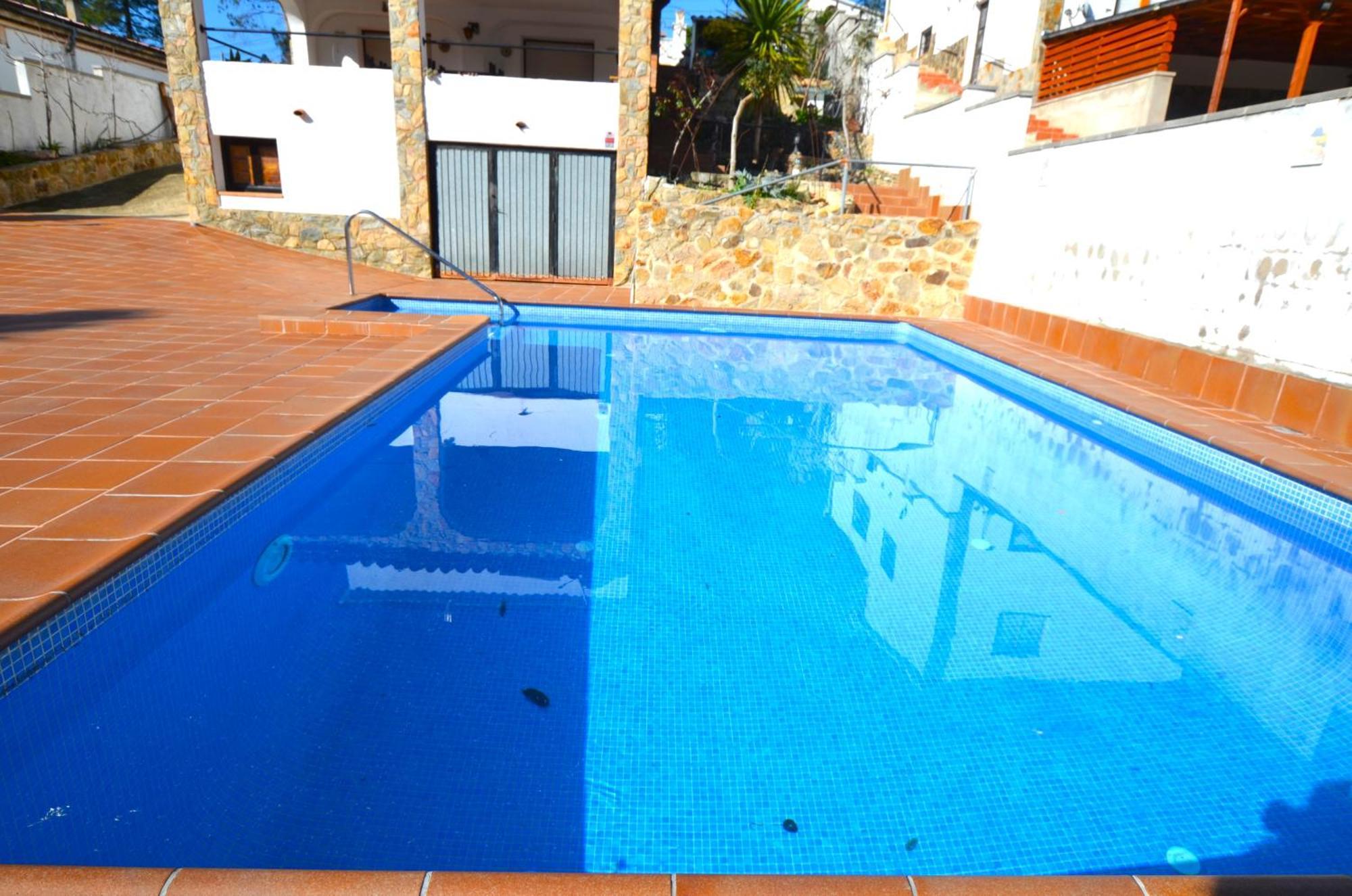 Villa Fernando 12 Personas 8Km Lloret De Mar Girona Eksteriør billede